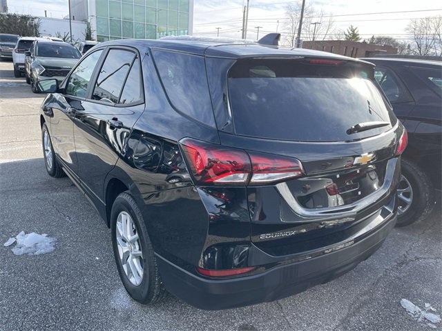 Used 2024 Chevrolet Equinox LS w/ LS Convenience Package image 5