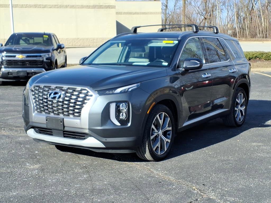 Used 2022 Hyundai Palisade SEL w/ Premium Package image 2