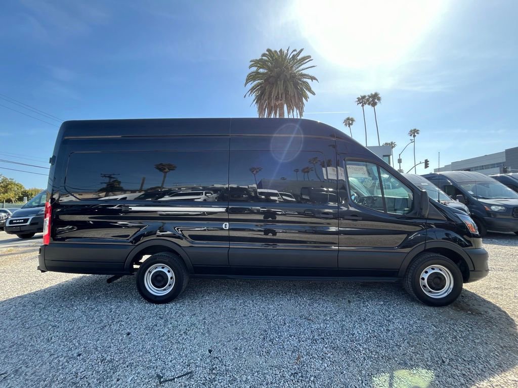 Used 2023 Ford Transit 250 148 High Roof Extended w/ Load Area Protection Package RWD image 4