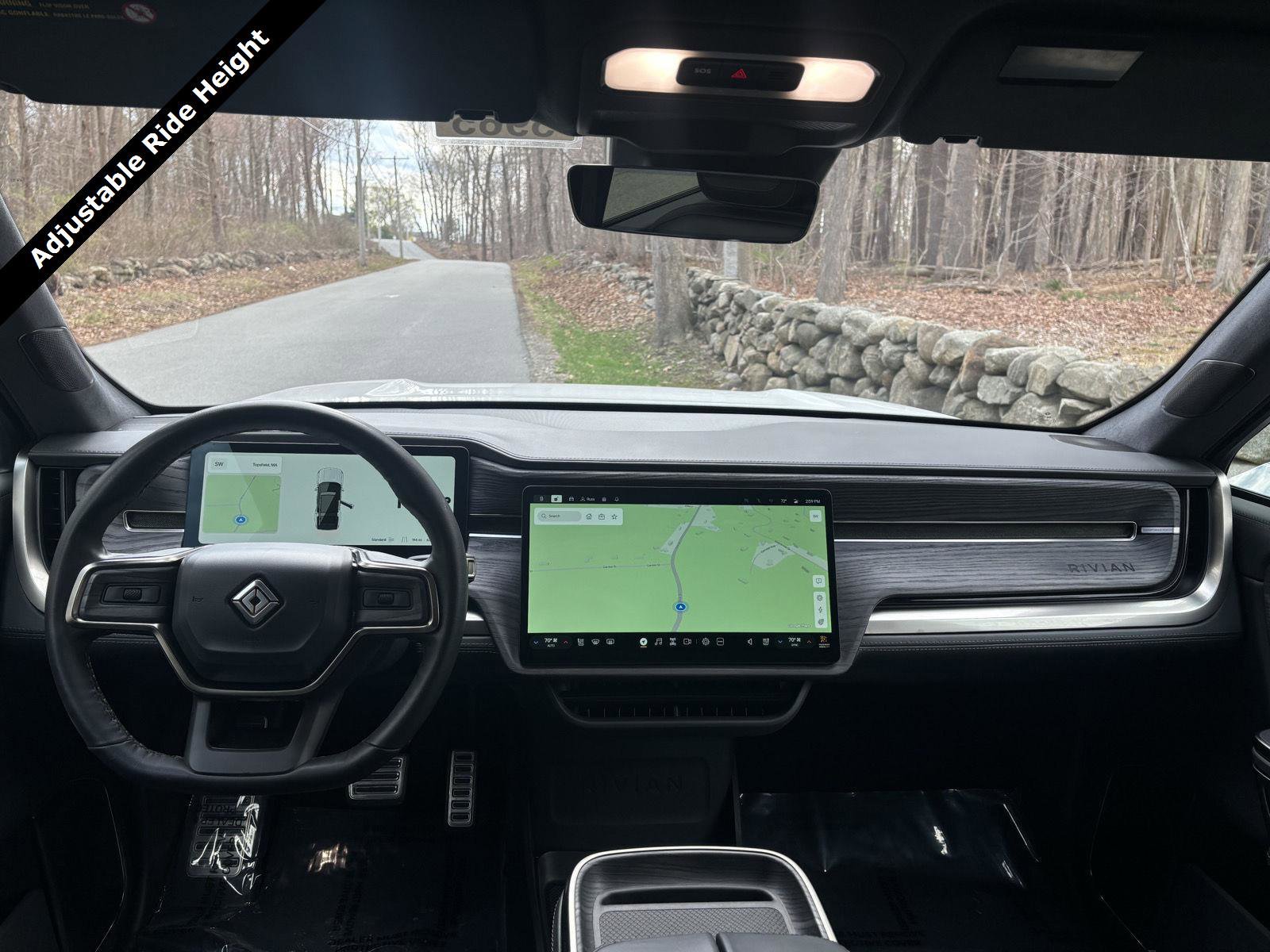 Used 2023 Rivian R1S Adventure image 5