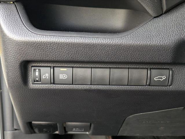 Used 2024 Toyota RAV4 XLE image 8