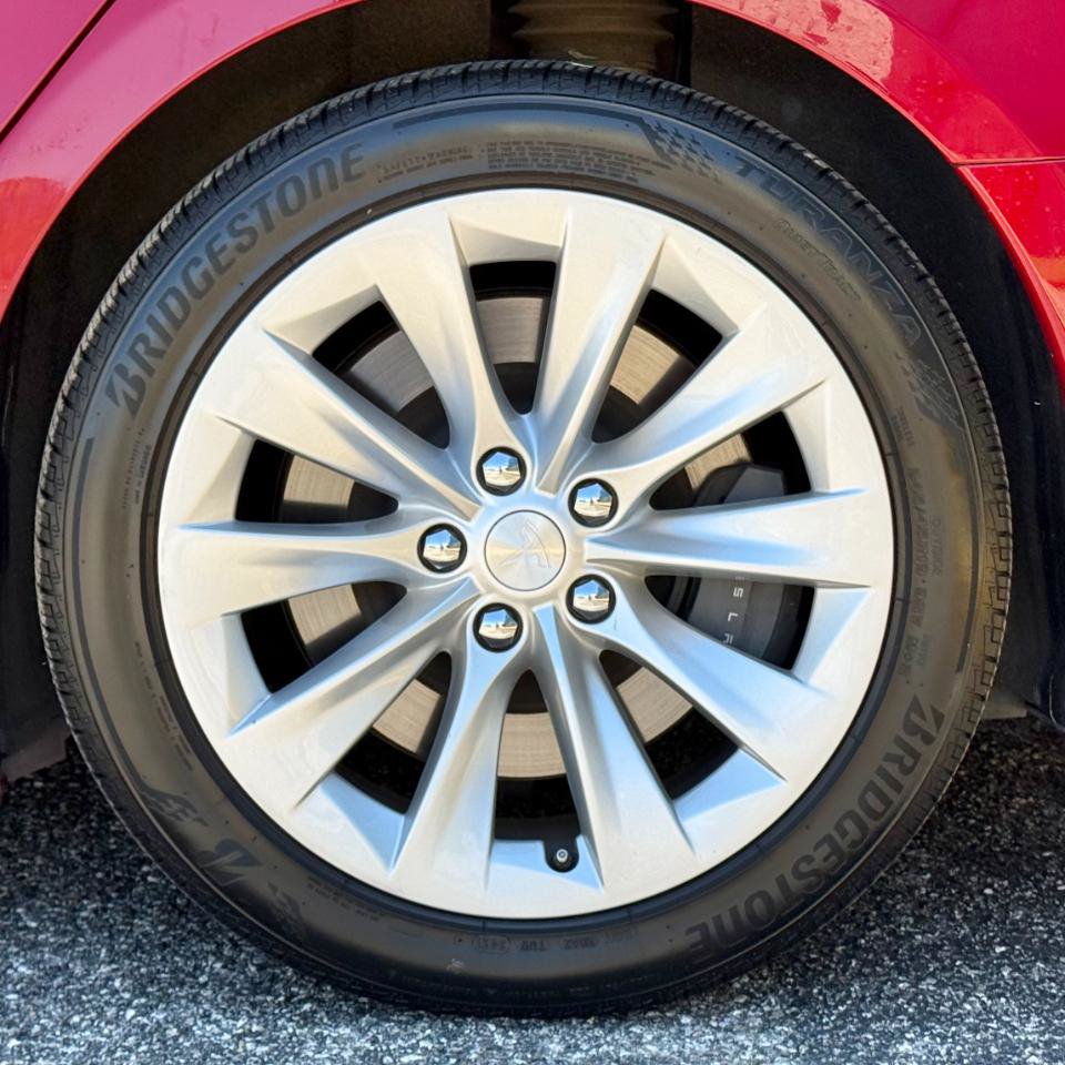 Used 2018 Tesla Model S 100D AWD/4WD image 18