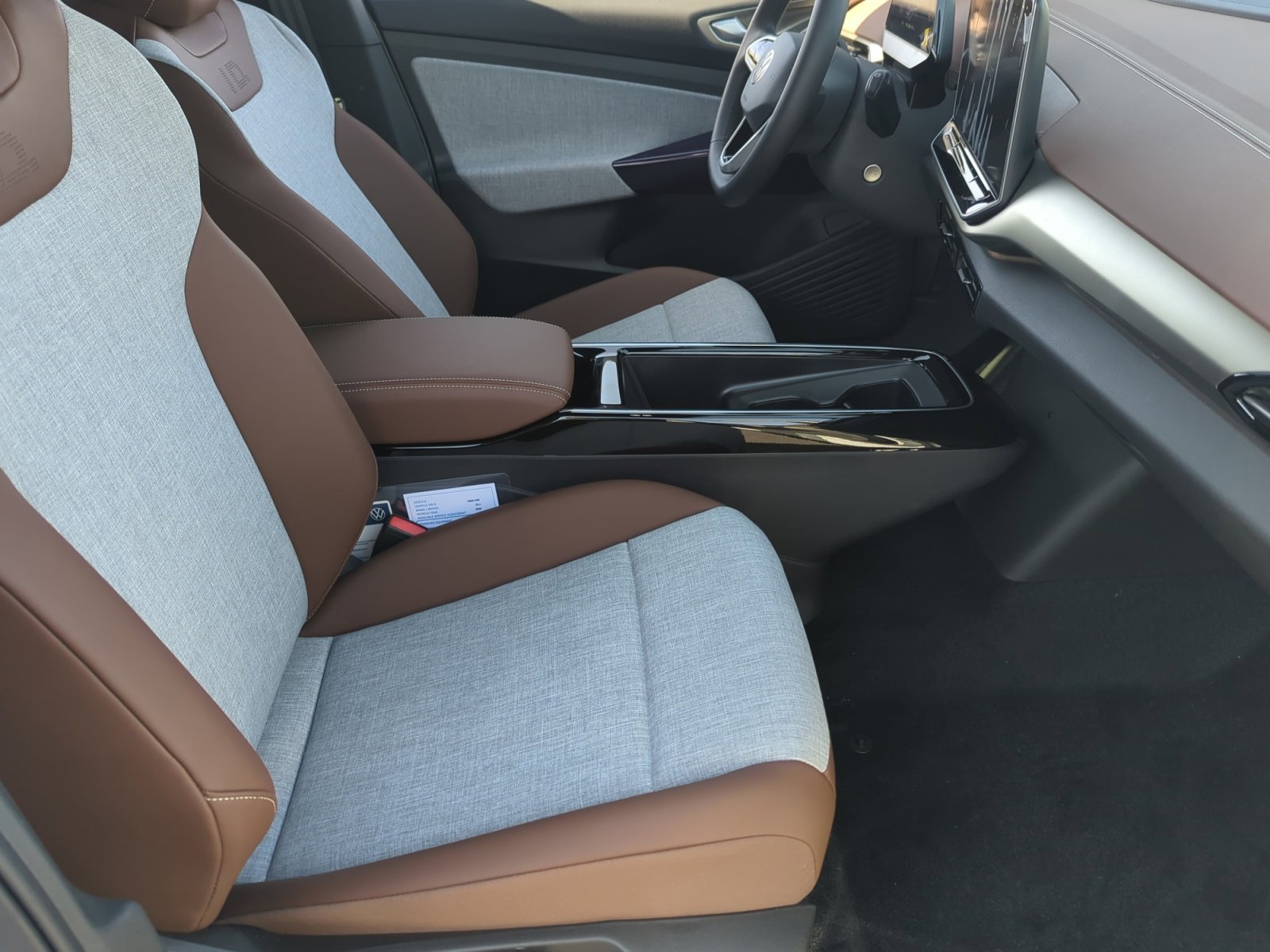 New 2026 Volkswagen ID.4 Pro image 18