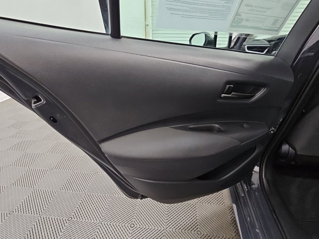 Used 2023 Toyota Corolla LE FWD image 30