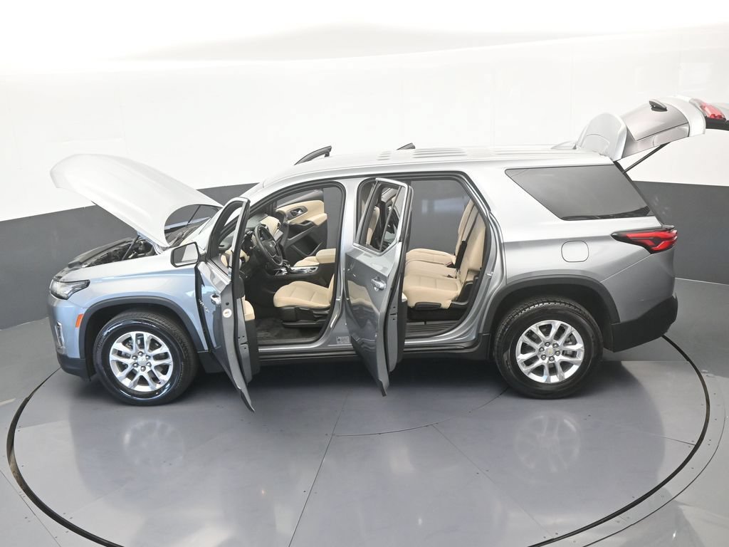 Used 2023 Chevrolet Traverse LS FWD image 61