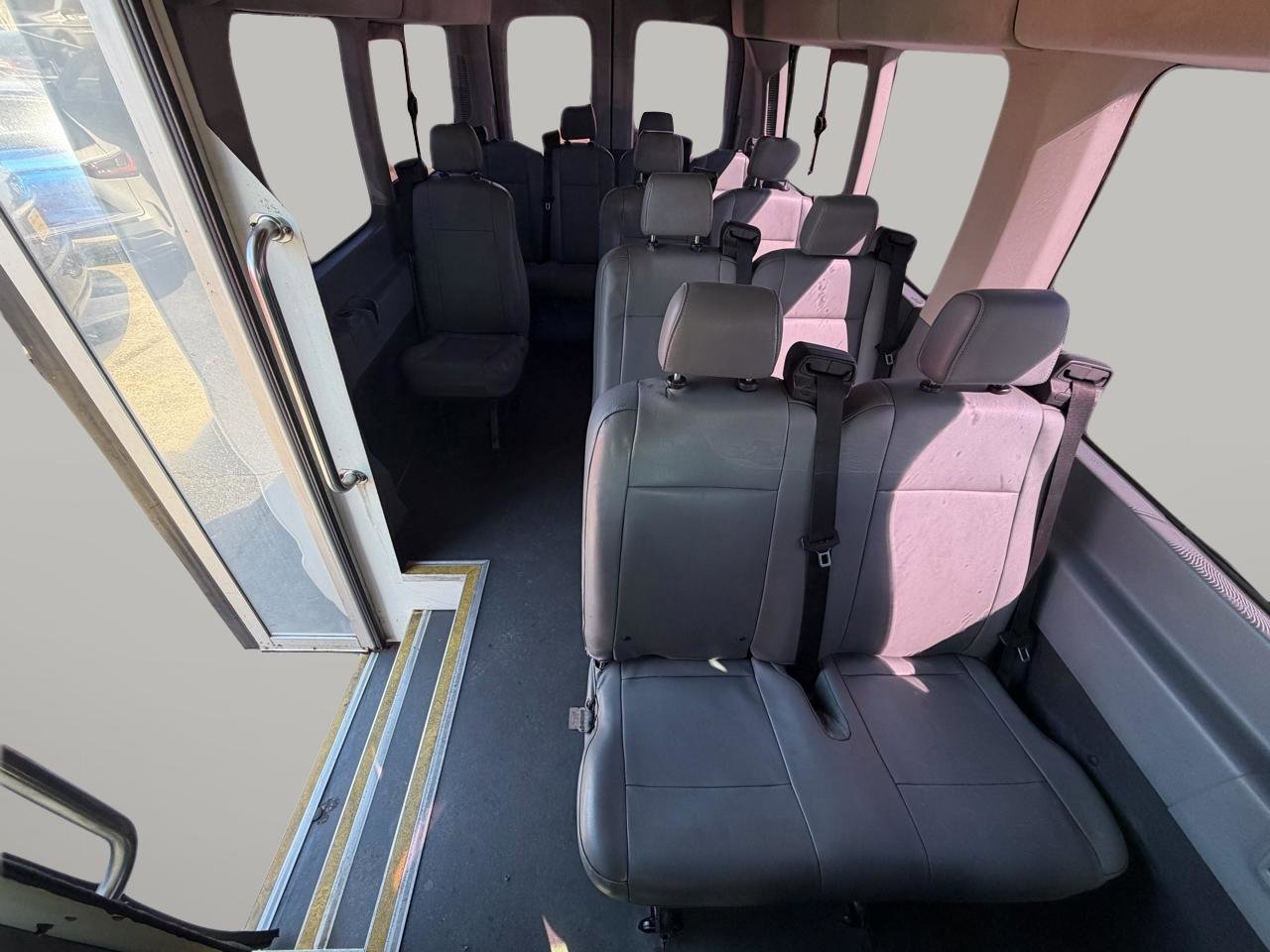 Used 2019 Ford Transit 350 XL image 29