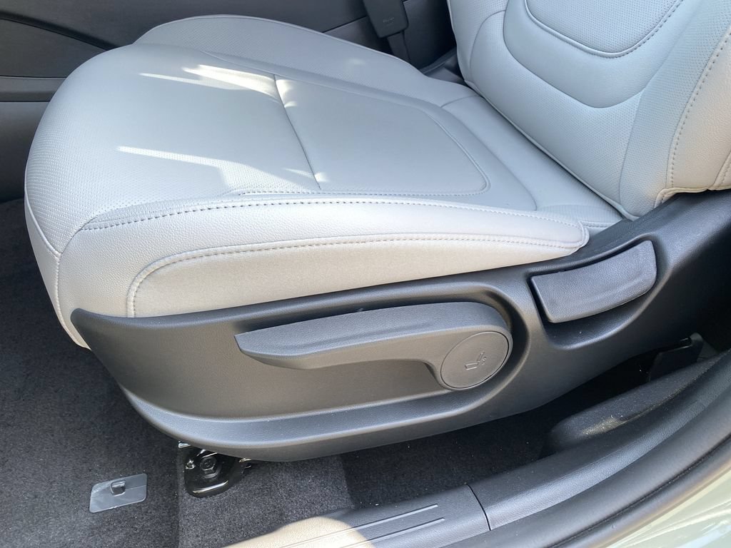 New 2027 Hyundai Santa Cruz SE FWD image 12