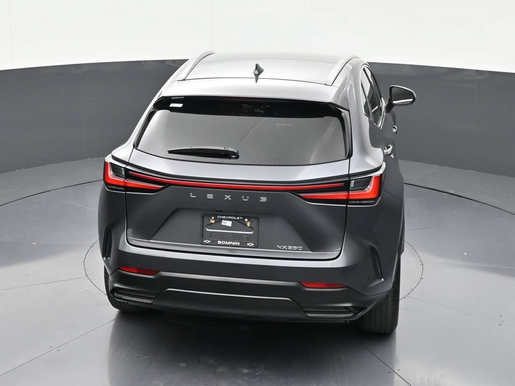 Used 2023 Lexus NX 250 FWD w/ Towing Package (2000 Lbs) image 15