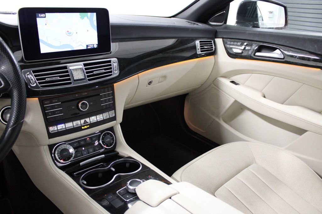 Used 2018 Mercedes-Benz CLS 550 image 23