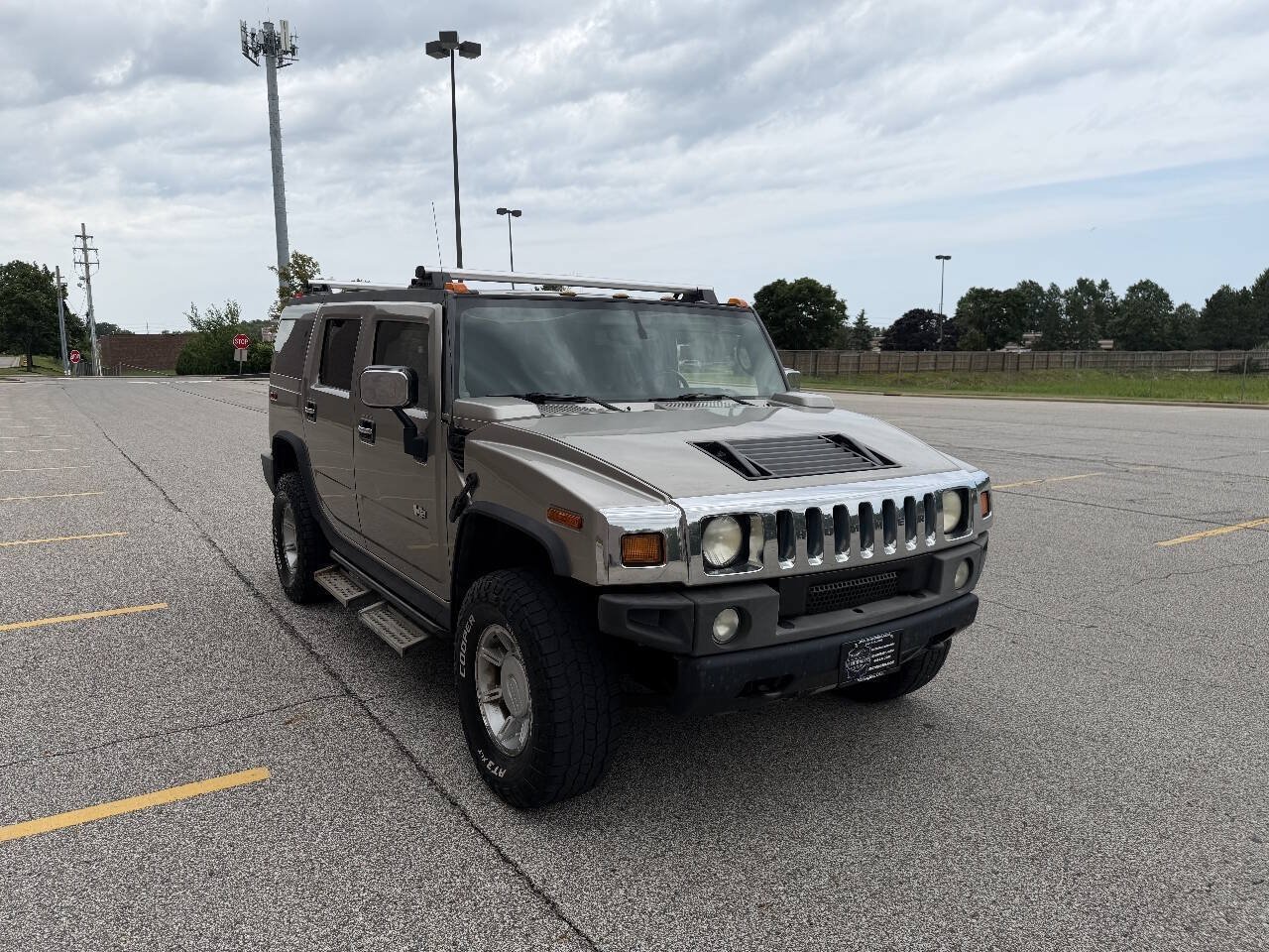 Used 2004 HUMMER H2 w/ Preferred Equipment Group AWD/4WD image 6