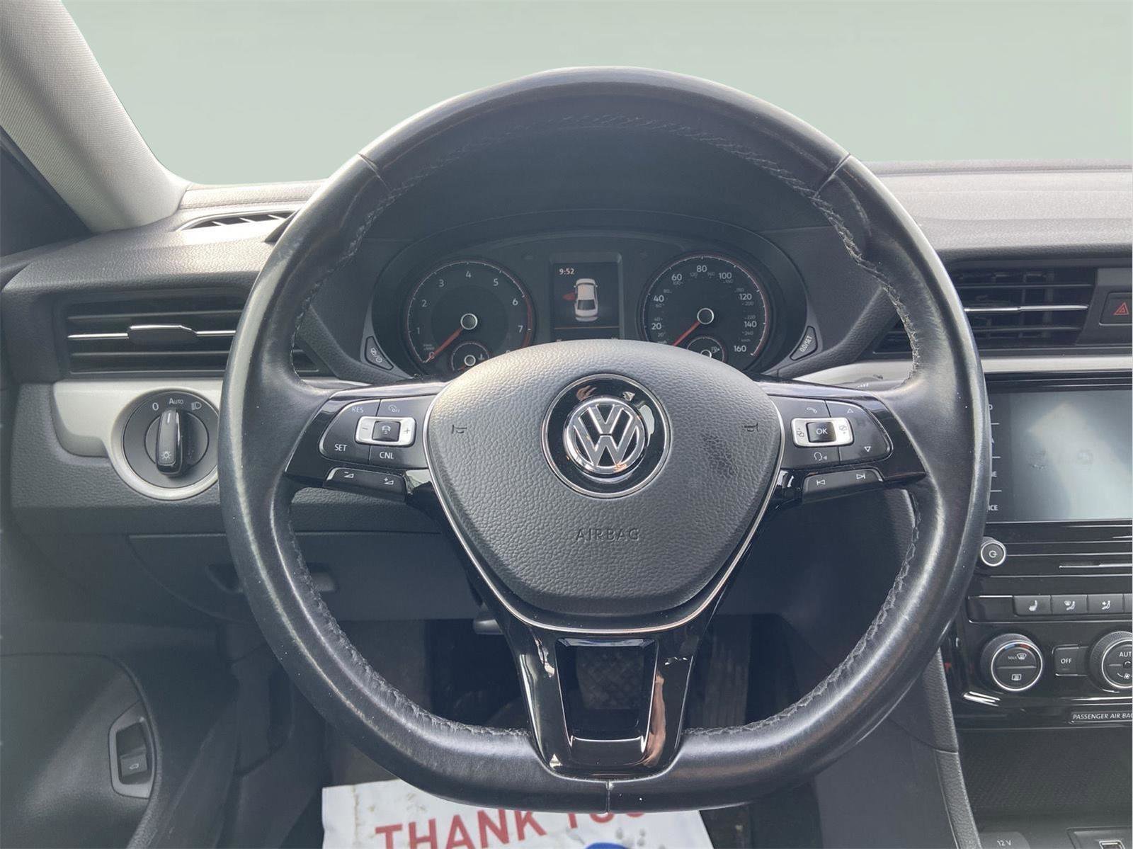 Used 2020 Volkswagen Passat 2.0T SE image 23