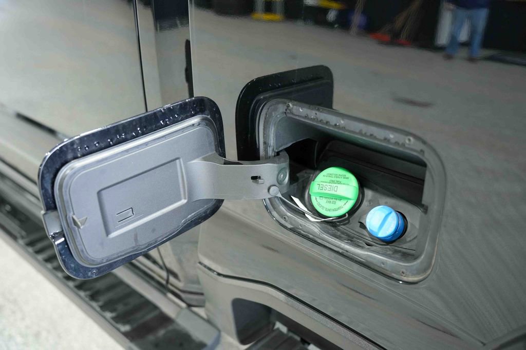 Used 2024 Ford F250 Lariat w/ Lariat Ultimate Package image 12