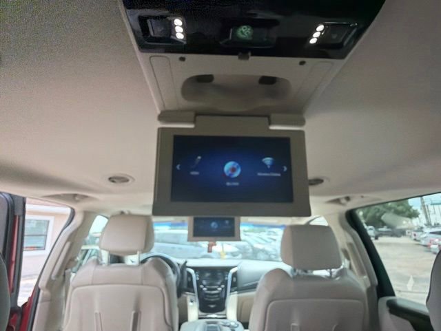 Used 2018 Cadillac Escalade ESV Luxury RWD image 36
