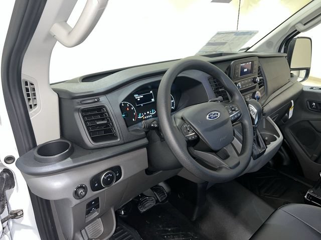Used 2024 Ford Transit 150 Low Roof RWD image 9