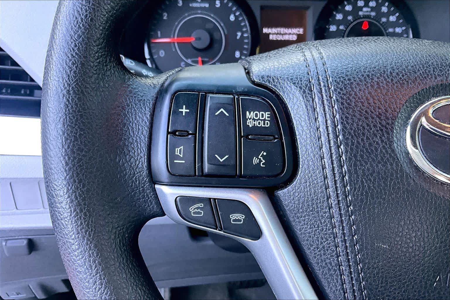 Used 2017 Toyota Sienna LE FWD image 22