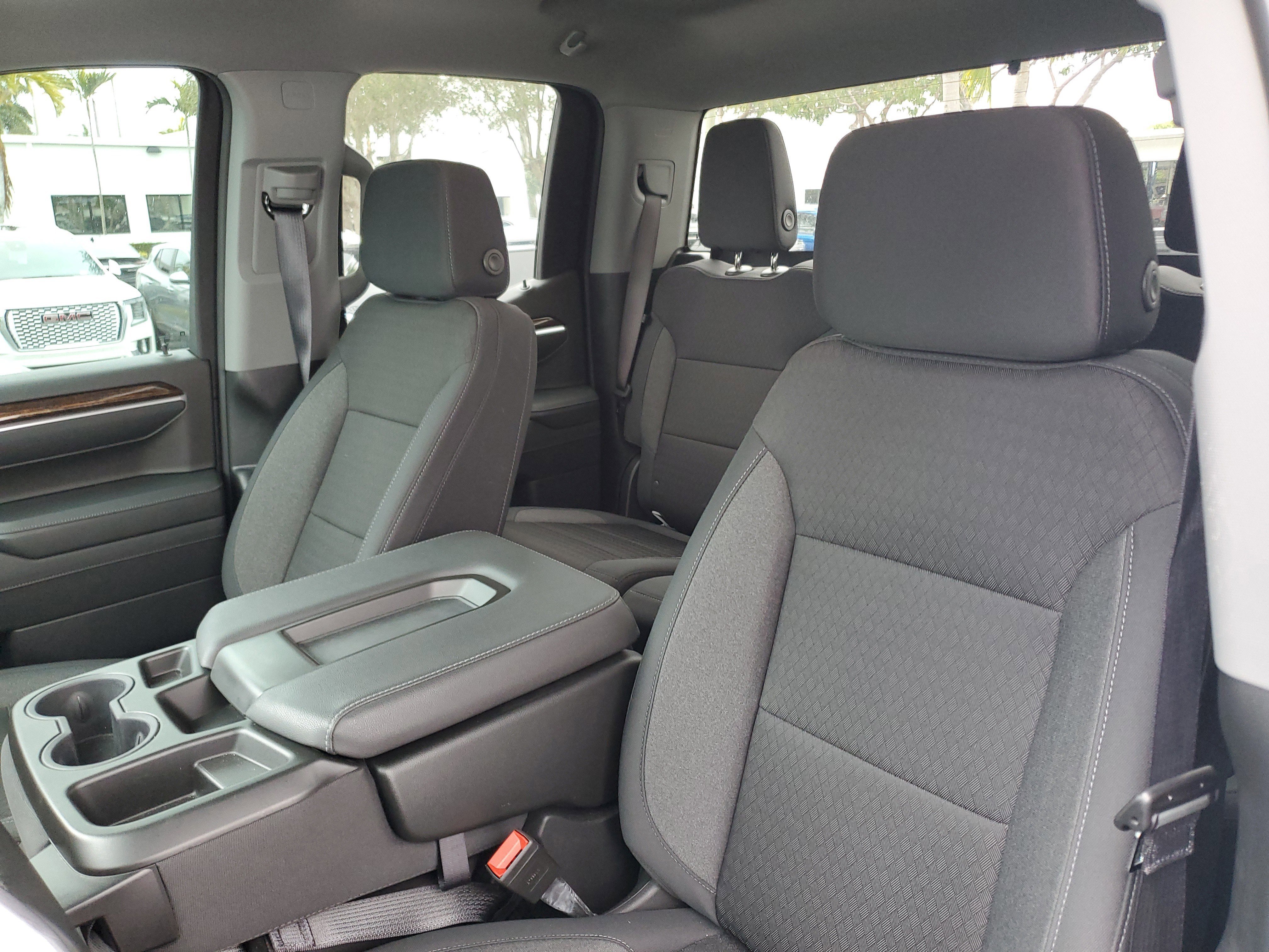 Used 2024 GMC Sierra 1500 Elevation w/ LPO, Elevation Black Package image 19