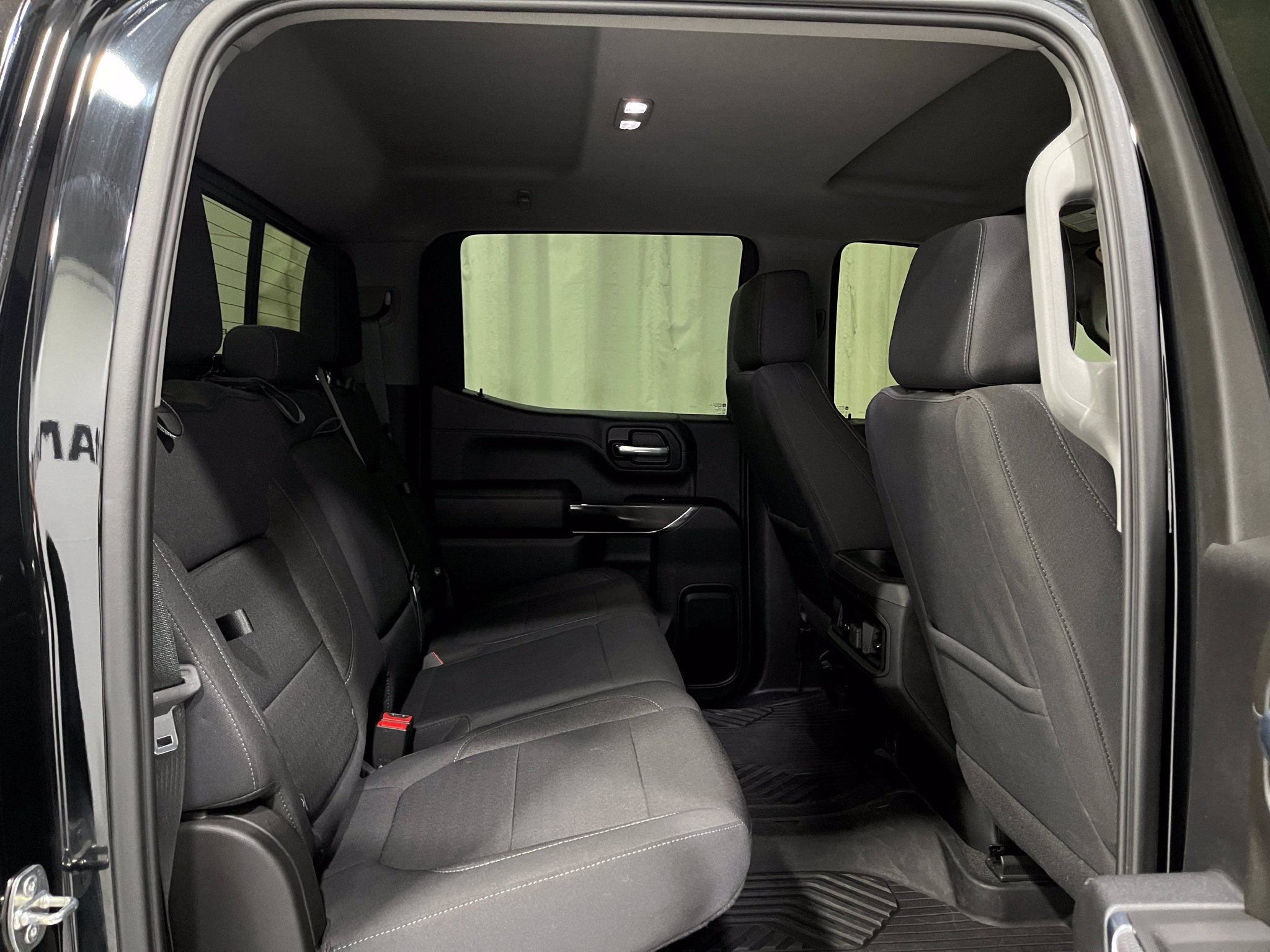 Used 2021 Chevrolet Silverado 1500 LT Trail Boss w/ Convenience Package II AWD/4WD image 29