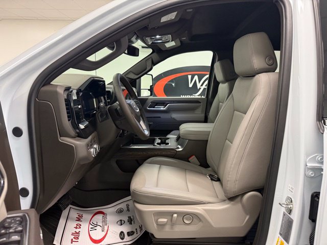 New 2026 GMC Sierra 2500 SLT w/ SLT Premium Package AWD/4WD image 8