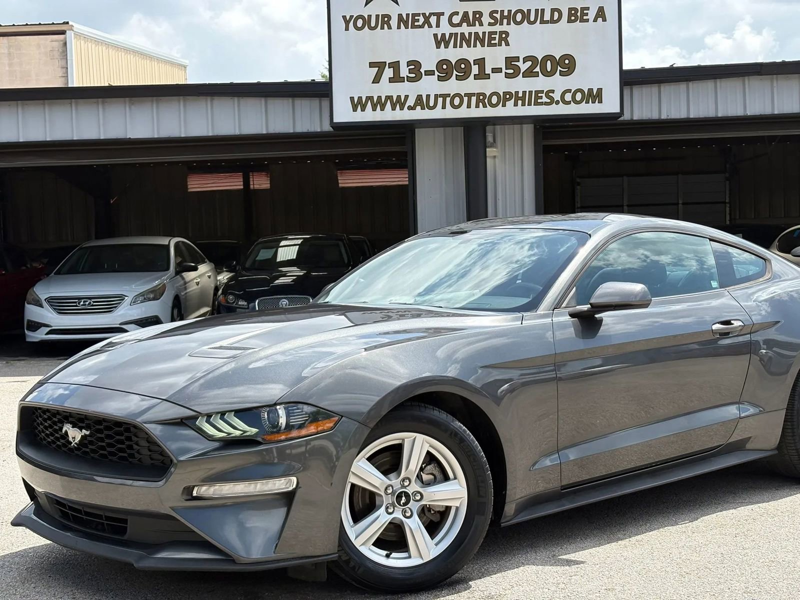 Used 2019 Ford Mustang Coupe image 22