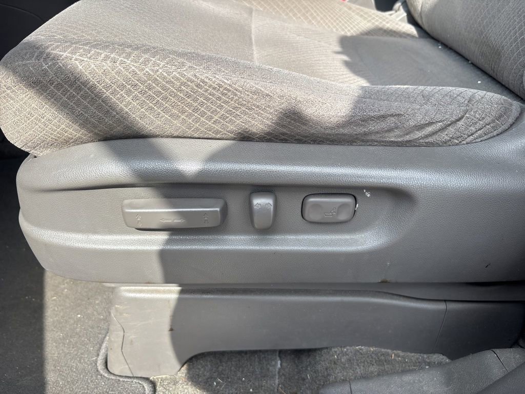 Used 2014 Honda Odyssey EX image 16