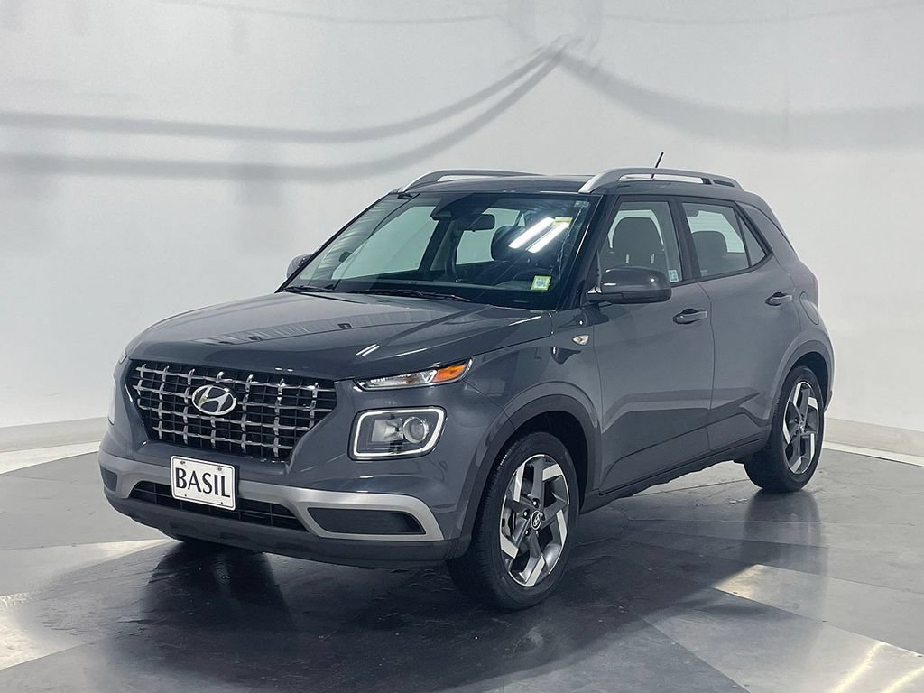 Used 2023 Hyundai Venue SEL w/ Cargo Package FWD image 7