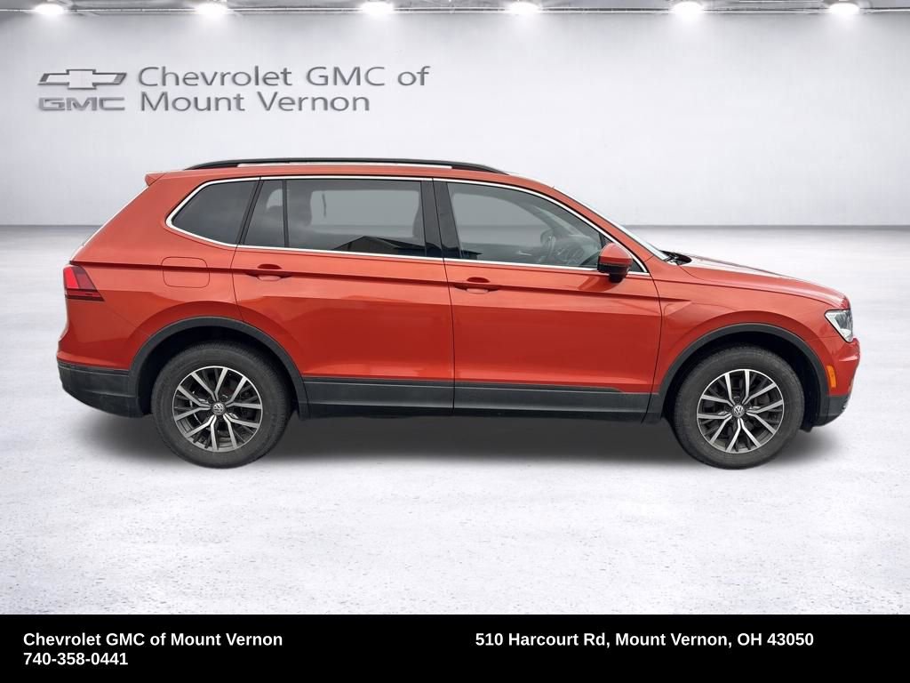 Used 2019 Volkswagen Tiguan SE w/ Panoramic Sunroof Package image 7