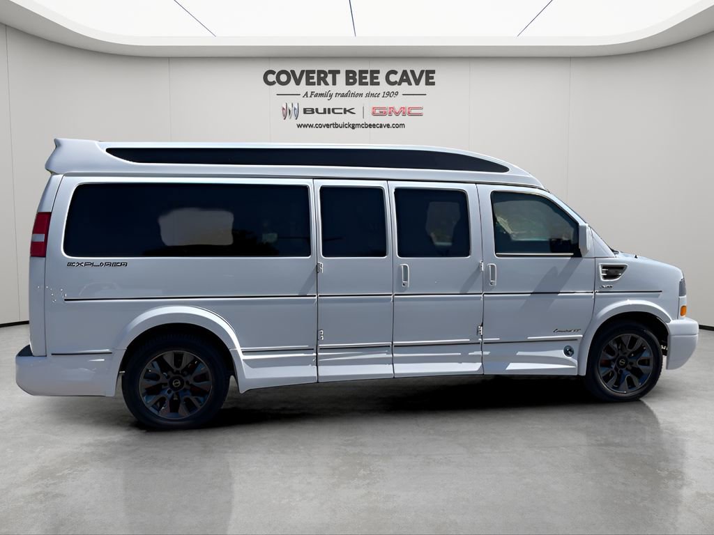 New 2025 GMC Savana 2500 Extended w/ Driver Convenience Package image 10