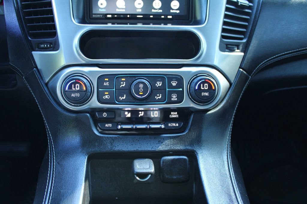 Used 2015 Chevrolet Suburban LS RWD image 19
