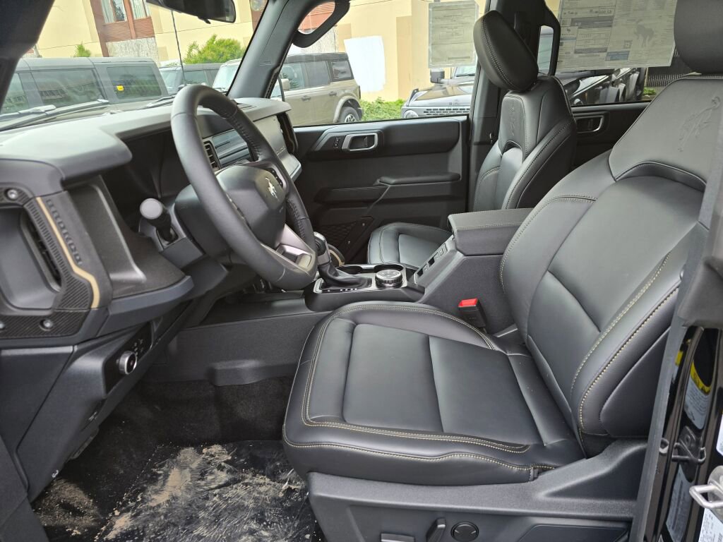 New 2026 Ford Bronco Badlands AWD/4WD image 14