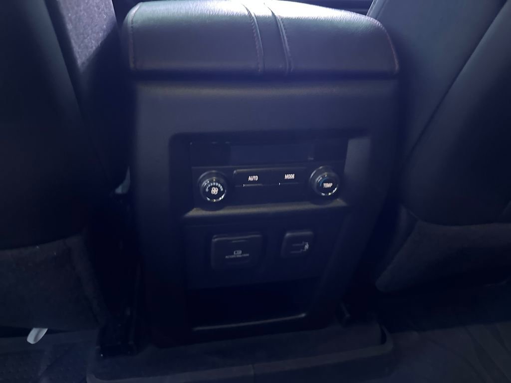 Certified 2023 Chevrolet Traverse RS w/ LPO, Floor Liner Package image 29