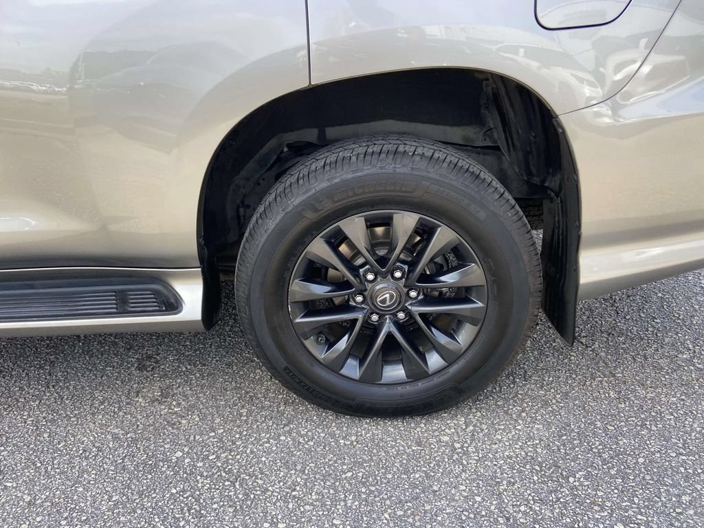 Used 2020 Lexus GX 460 Premium w/ Premium Package AWD/4WD image 8