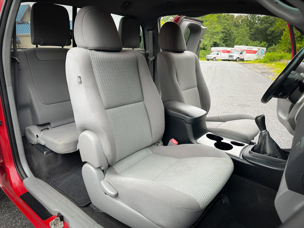 Used 2012 Toyota Tacoma image 21