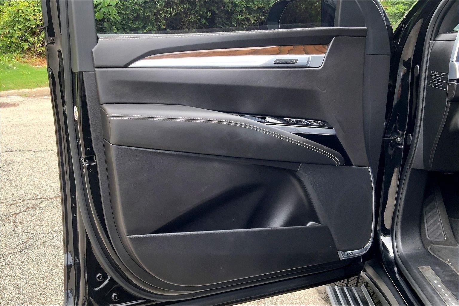 Certified 2025 Cadillac Escalade Sport Platinum AWD/4WD image 26