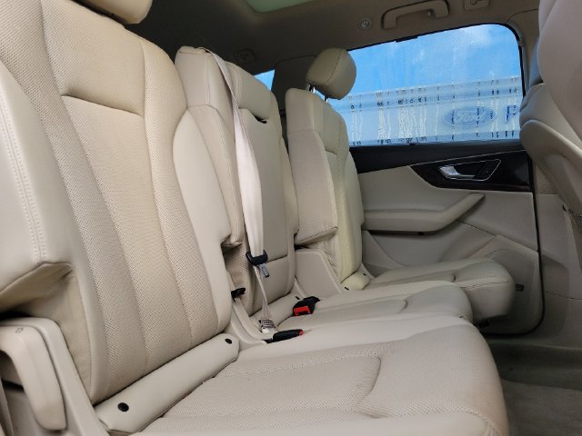 Used 2019 Audi Q7 3.0T Prestige w/ Prestige Package AWD/4WD image 14