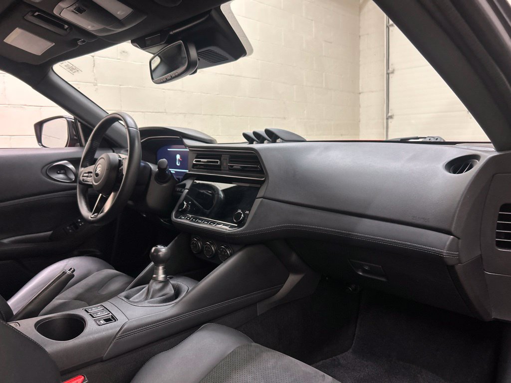 Used 2025 Nissan Z Performance w/ Floor Mat Package RWD image 17