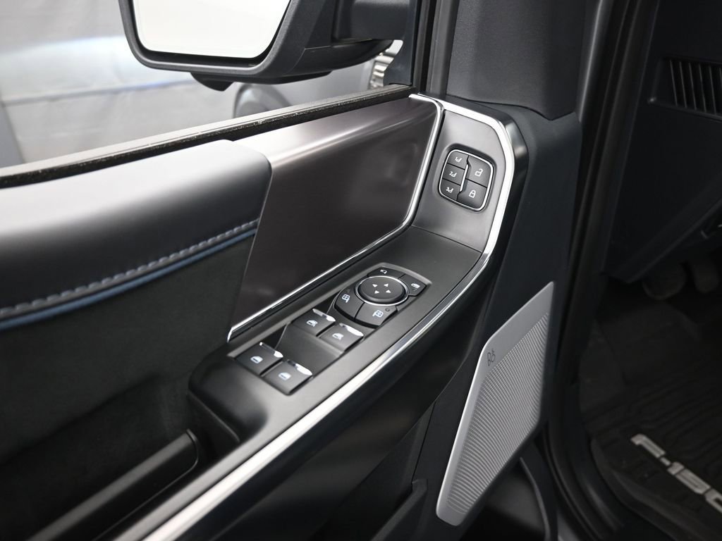 Certified 2025 Ford F150 Platinum w/ Equipment Group 702A High image 11