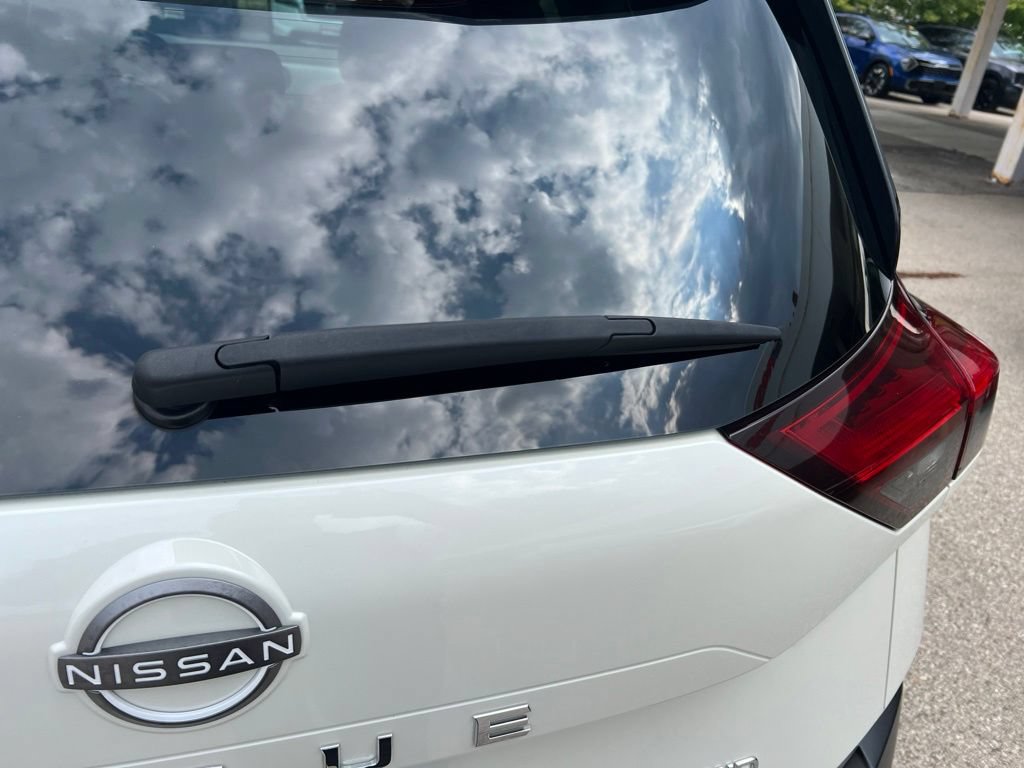 Certified 2023 Nissan Rogue SL AWD/4WD image 36