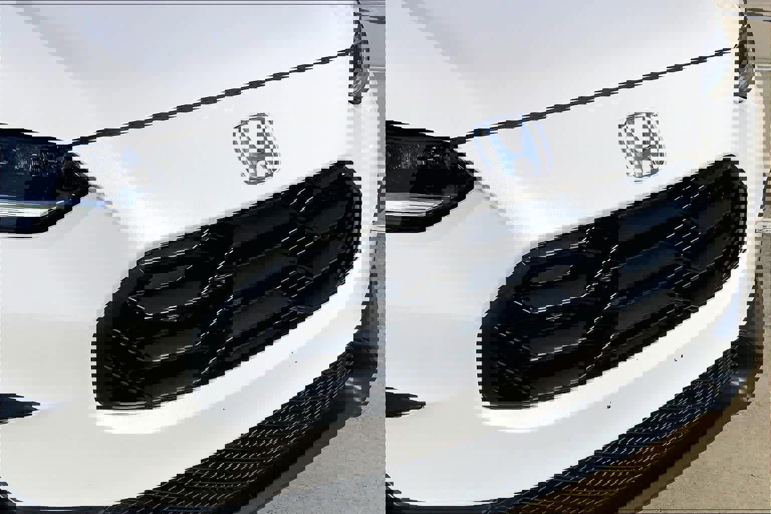 Used 2025 Honda HR-V Sport image 31