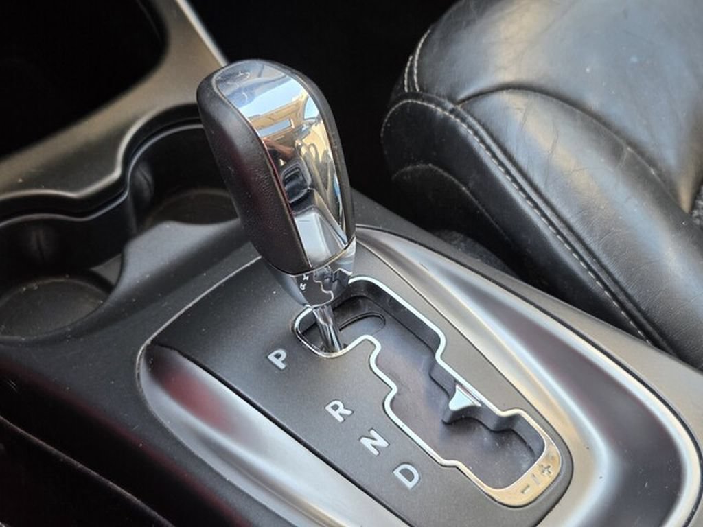 Used 2020 Dodge Journey Crossroad w/ Popular Equipment Group FWD image 18