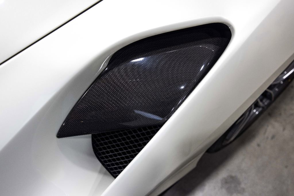 Used 2016 Ferrari 488 Spider RWD image 33