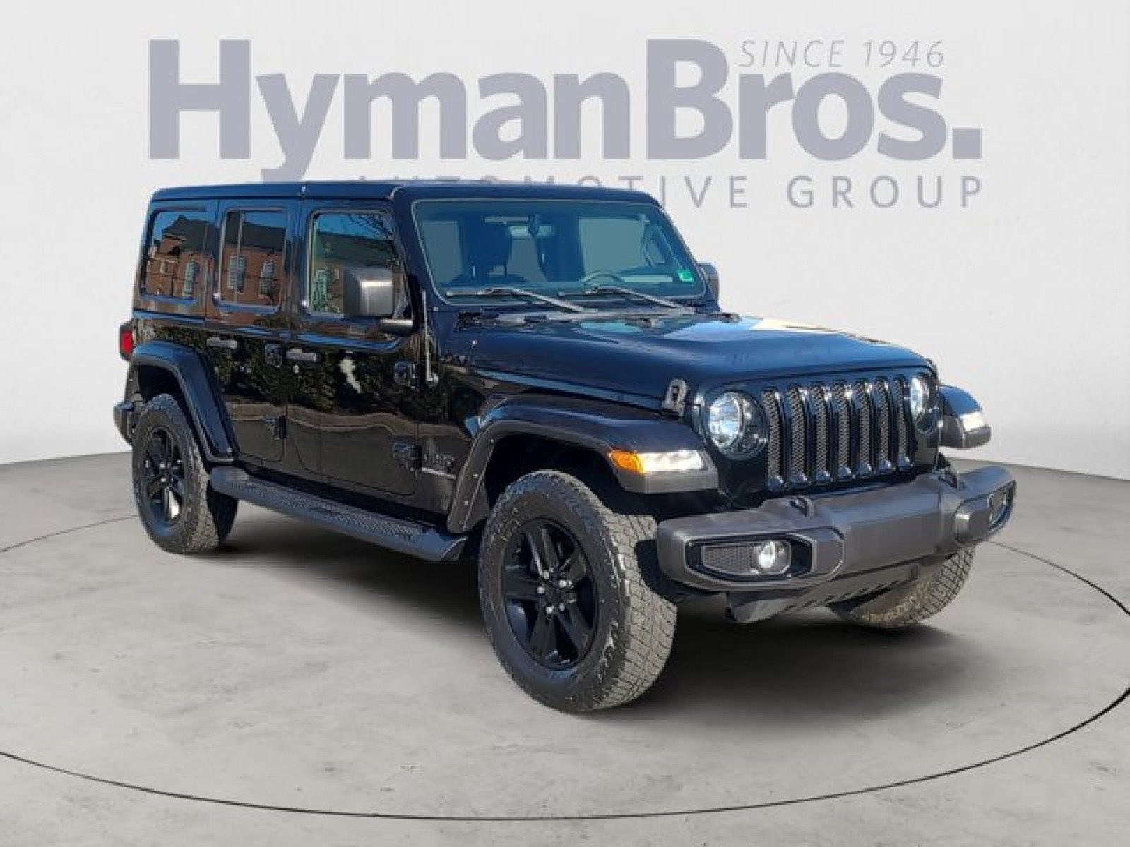 Used 2023 Jeep Wrangler Unlimited Sahara AWD/4WD image 1