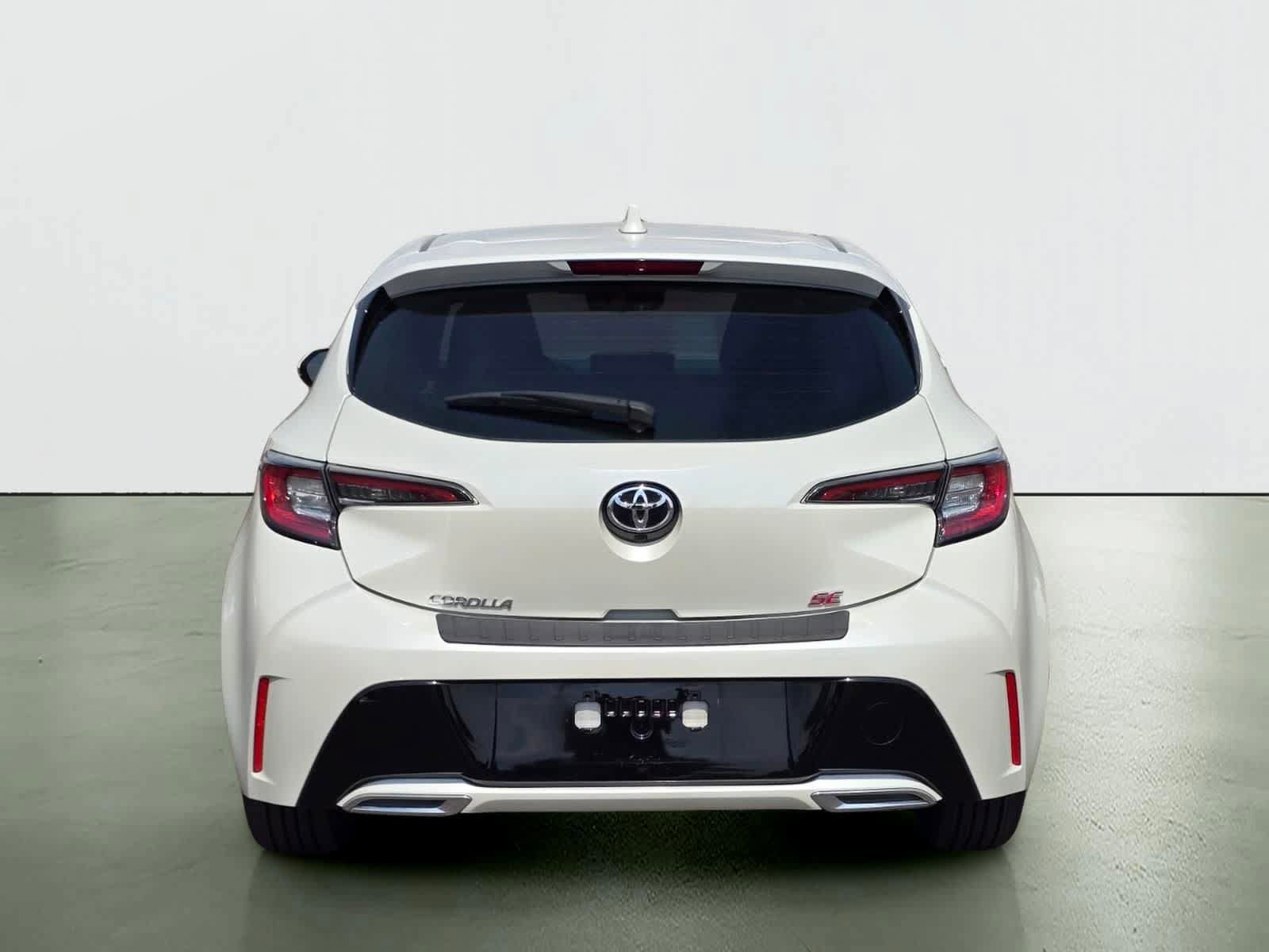 Used 2019 Toyota Corolla SE w/ Carpet Mat Package FWD image 5