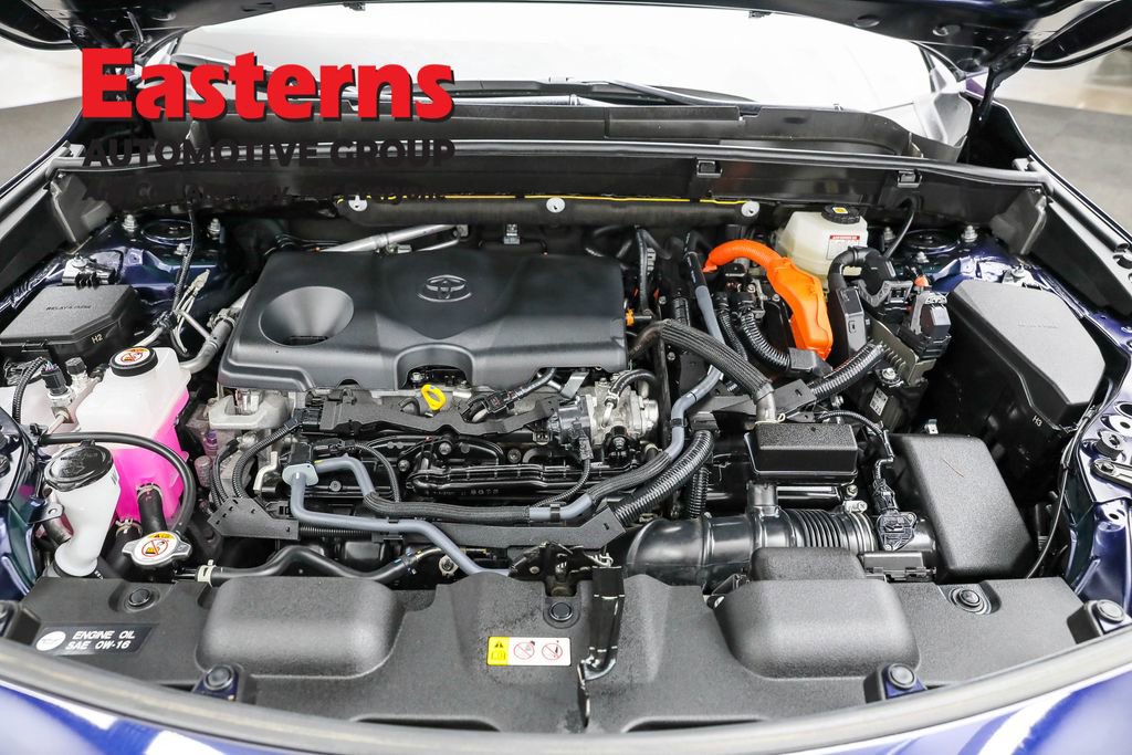 Used 2024 Toyota Venza LE image 7