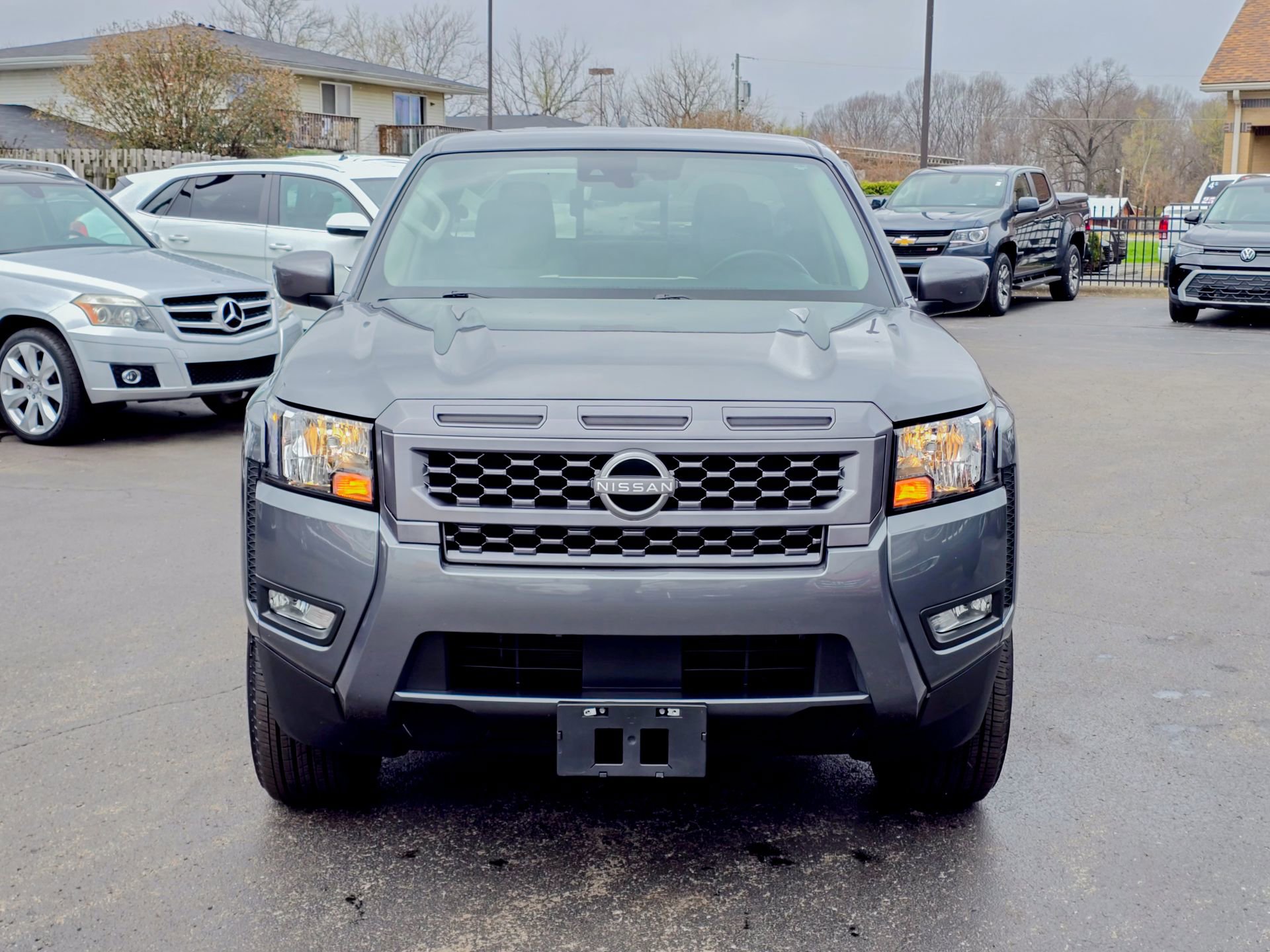 Used 2025 Nissan Frontier SV w/ SV Convenience Package RWD image 11