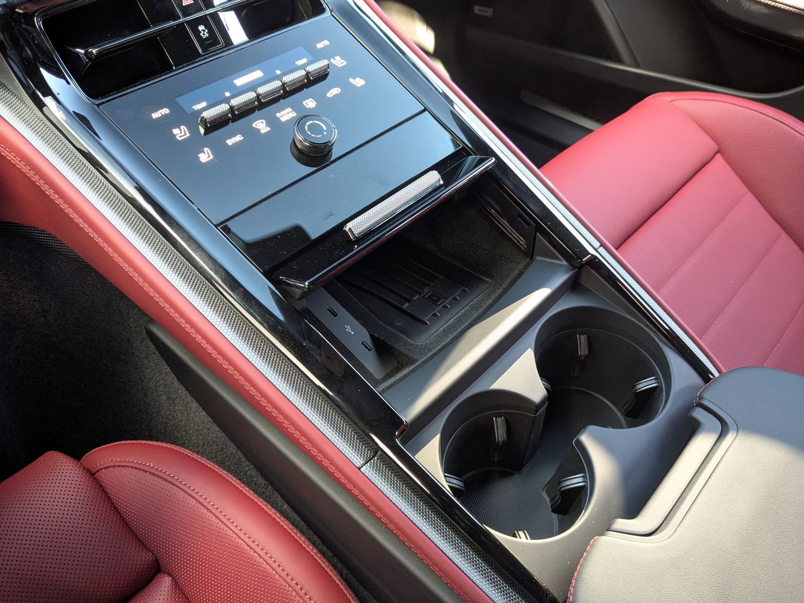 New 2026 Porsche Panamera 4 AWD/4WD image 21