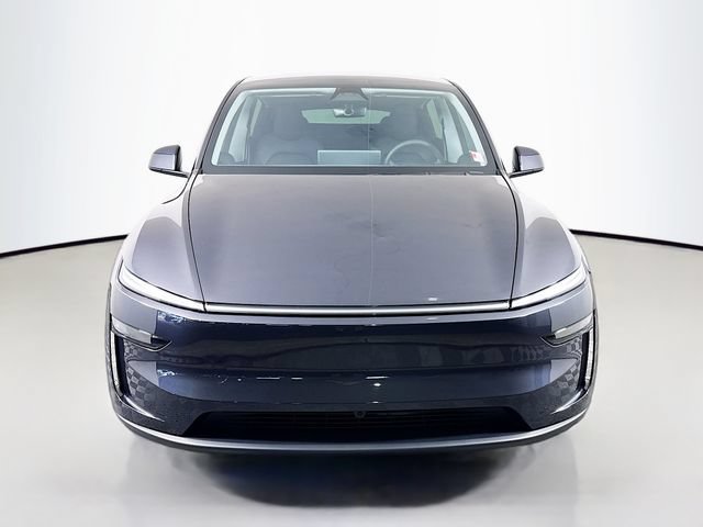 Used 2026 Tesla Model Y 2WD image 2