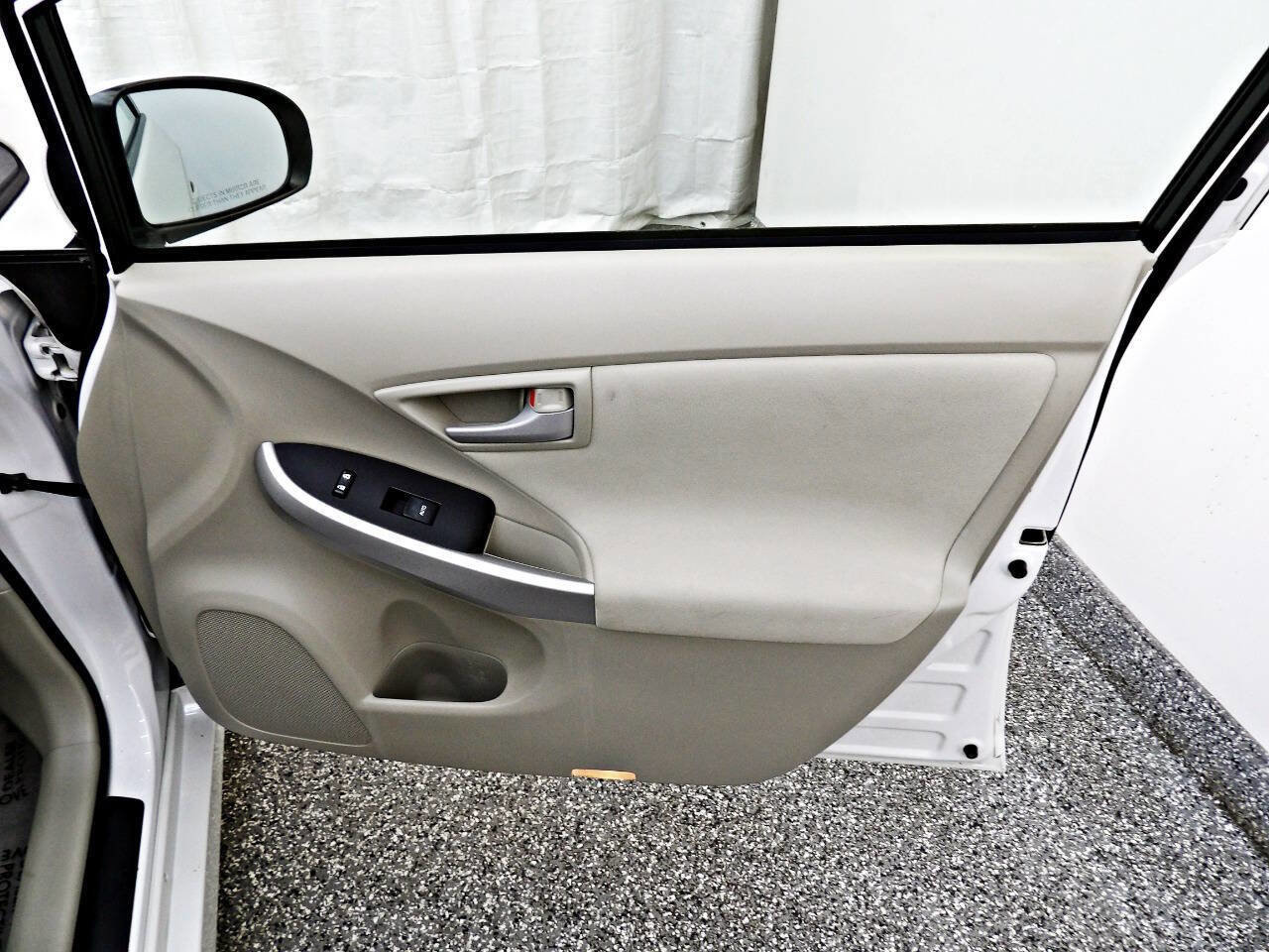 Used 2011 Toyota Prius Two FWD image 11