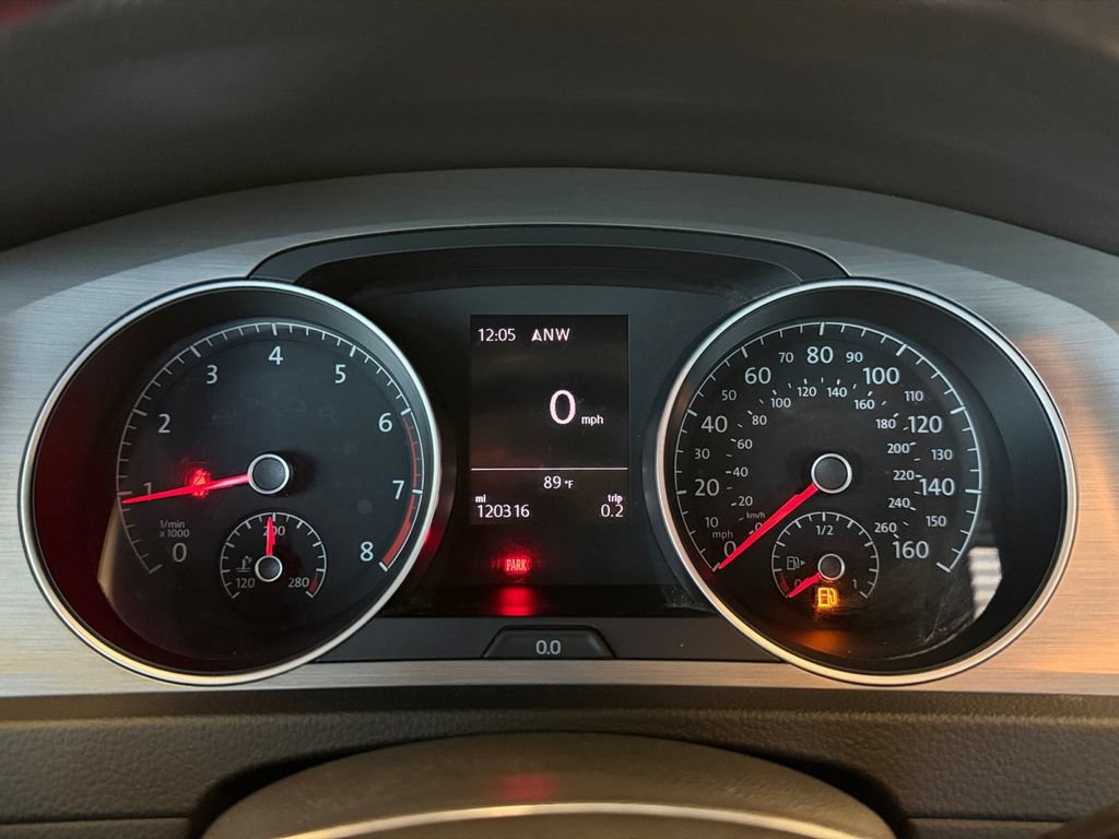 Used 2017 Volkswagen Golf Wolfsburg Edition FWD image 18