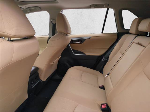 Used 2025 Toyota RAV4 XLE w/ Convenience Package AWD/4WD image 19