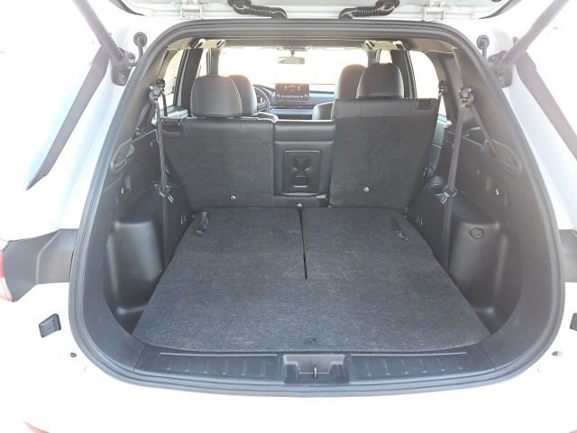 Used 2024 Mitsubishi Outlander SE Black Edition image 23